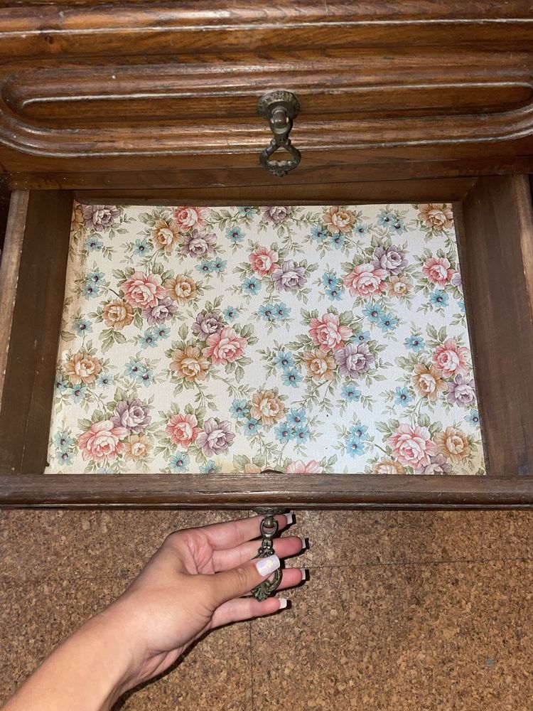 Mesa de cabeceira