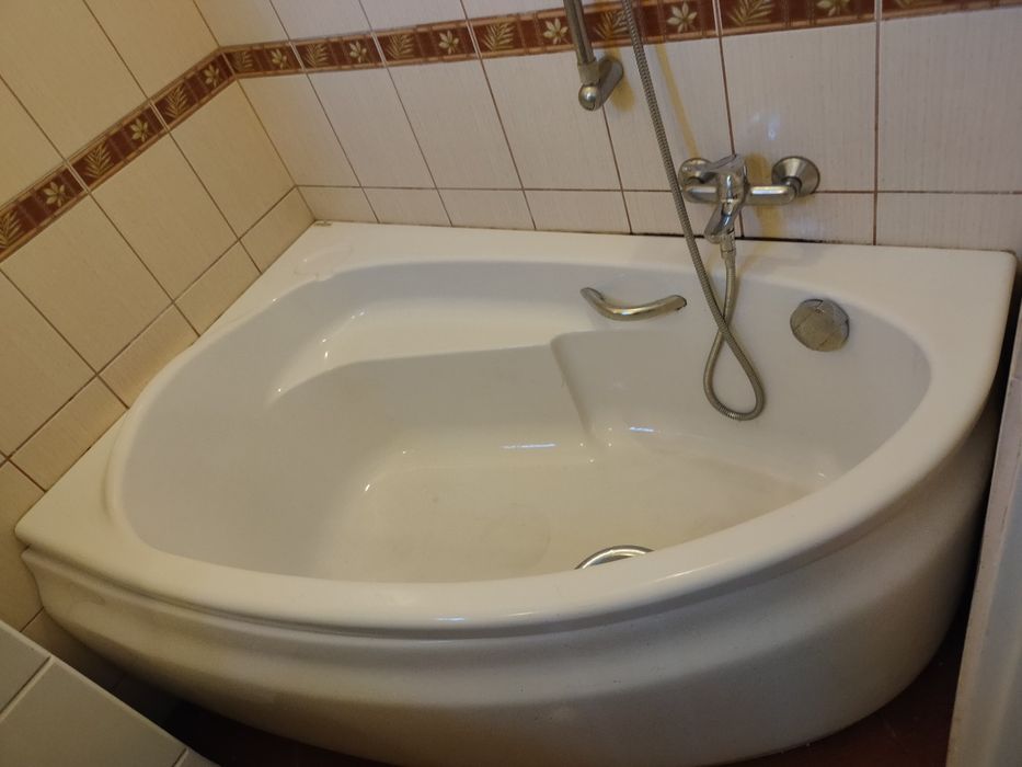 Wanna narożna Joanna firmy Cersanit 140x90