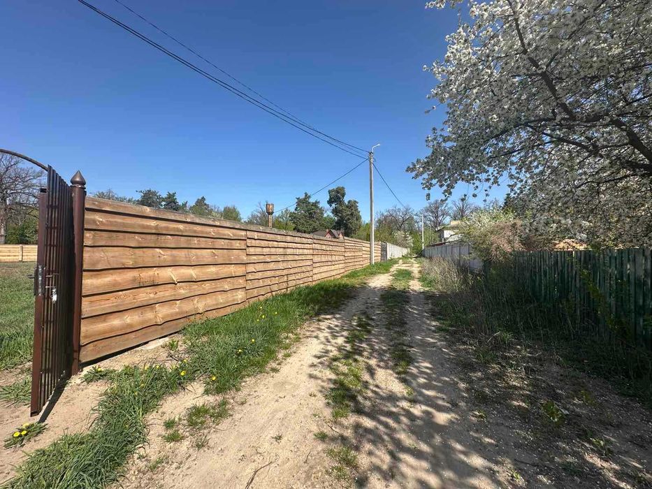 Продам земельну ділянку 10 сот в смт Ворзель, вул. Мічуріна!