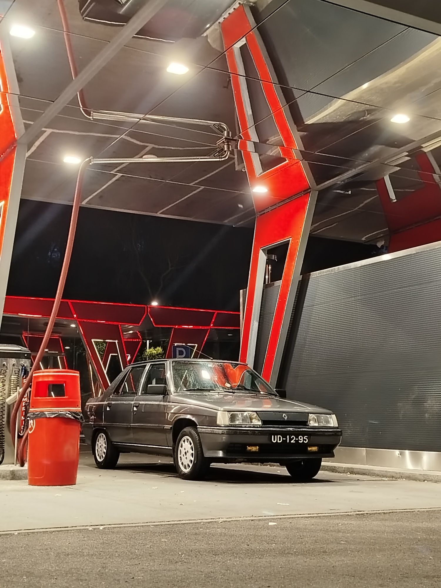 Renault 9 TXE 1.7