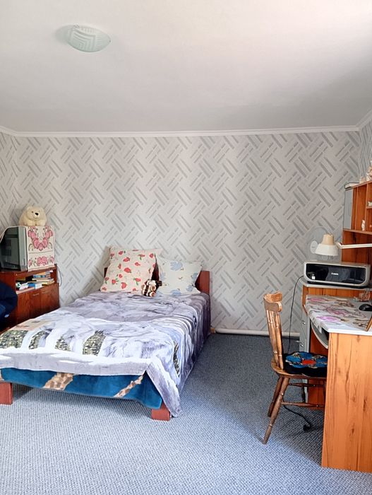 Продам будинок 3 гаражами,в 12 км.від м.Горохів!Або обмін!