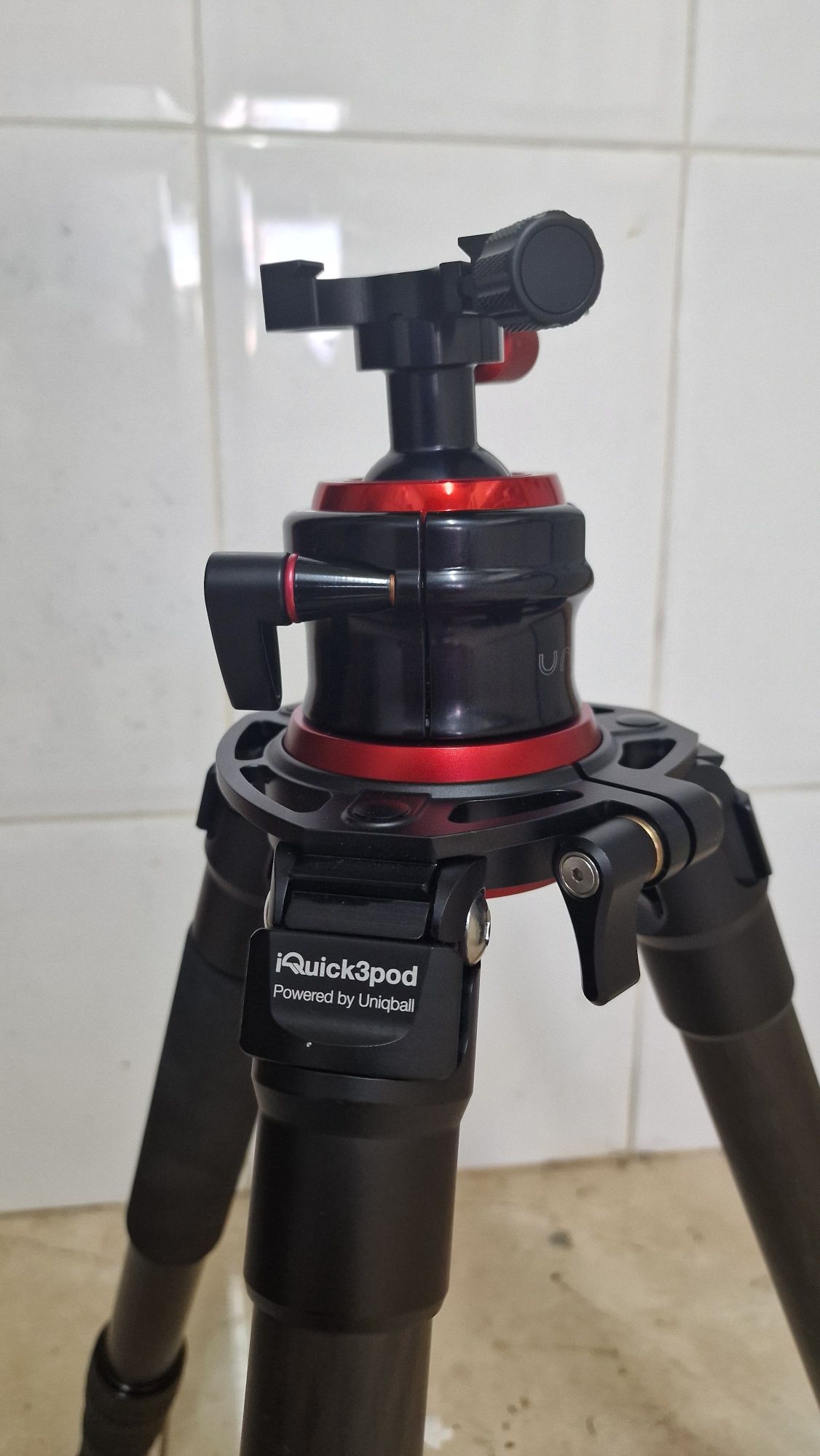 Vendo tripé NOVO Uniqball 36