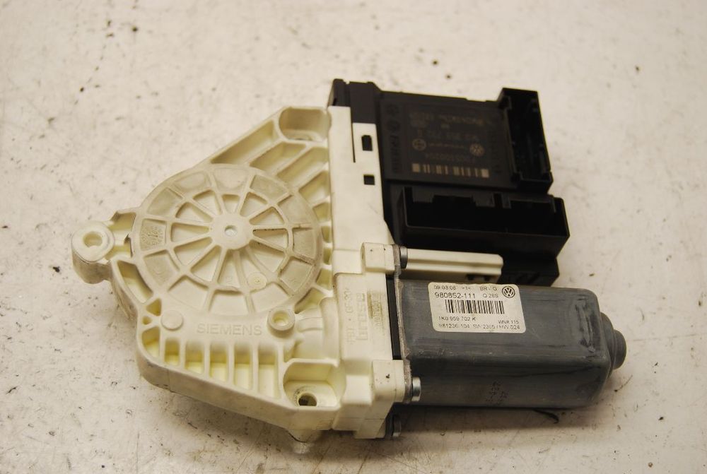 SILNICZEK SZYBY PRAWY PRZÓD VW PASSAT B6 1K0959702K GOLF V 1K0959702R