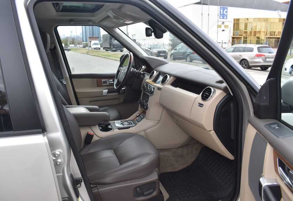 Land Rover Discovery 4 покоління 2015