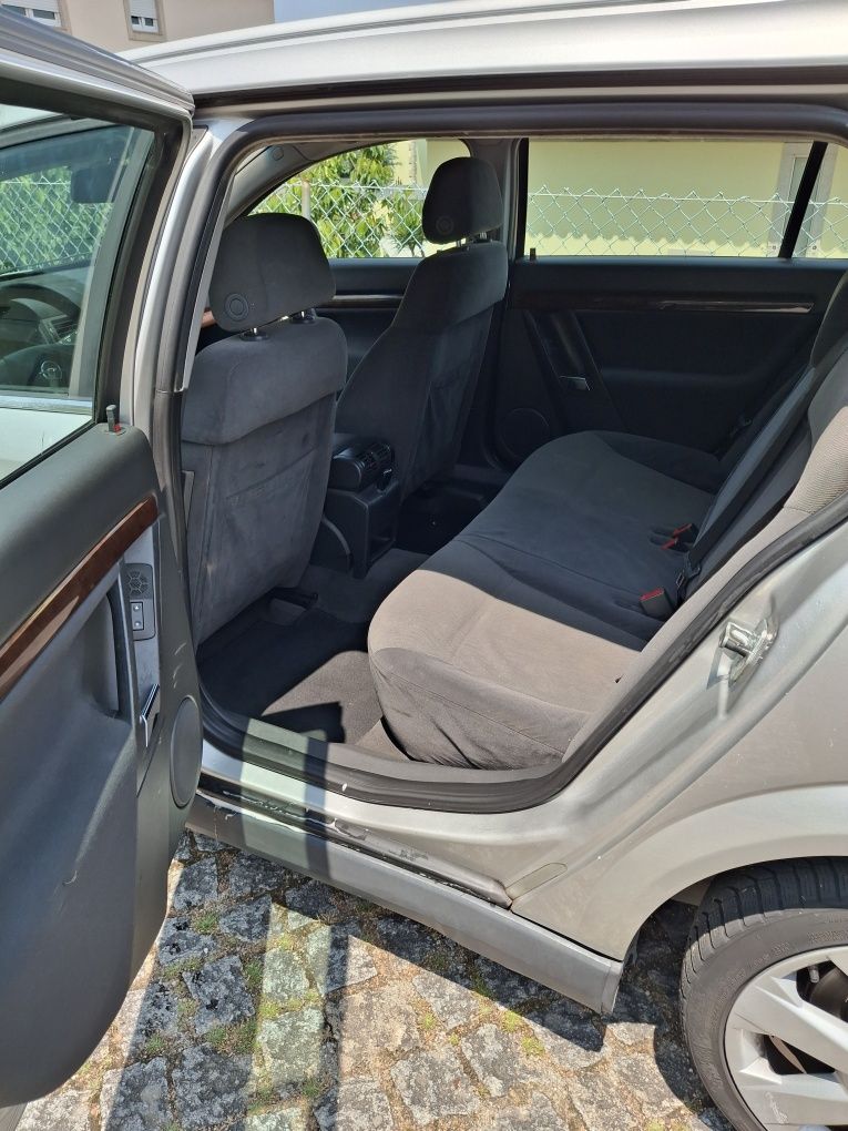 Opel Vectra Caravan 2.2 DTI 150cv