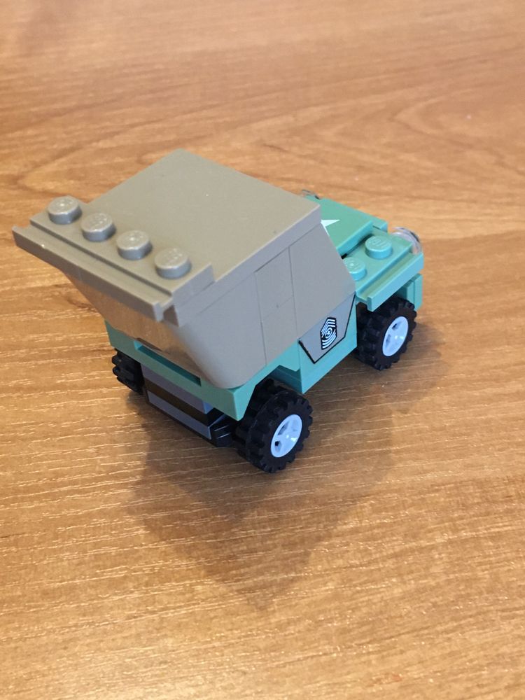 Lego Auta 2 - Sarge crs073