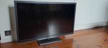 Telewizor Panasonic TX-L42ET5E 300Hz 3D