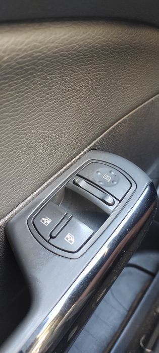 Opel Corsa 1.3 CDTI edição 150 anos