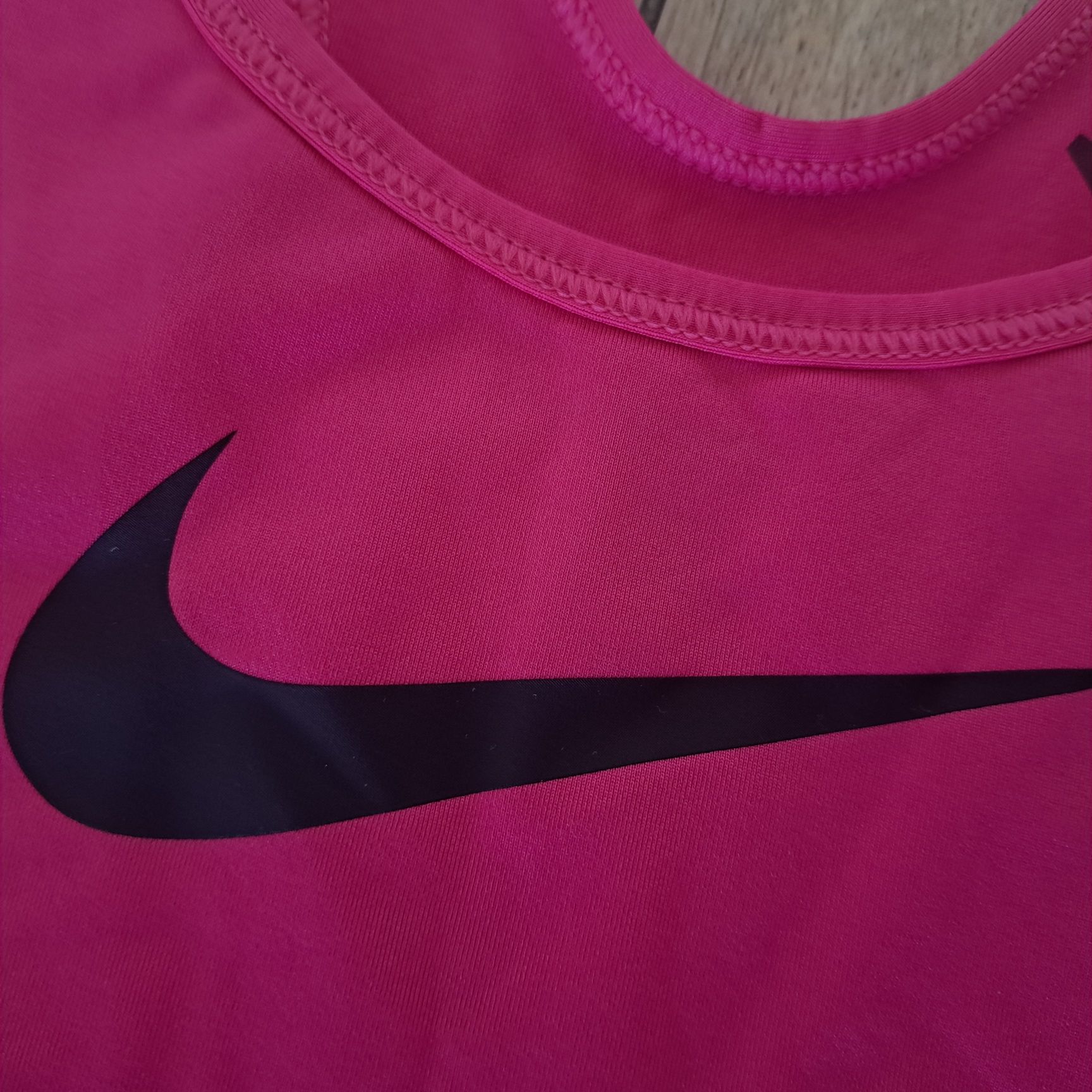 Top koszulka na ramiączka Nike Pro