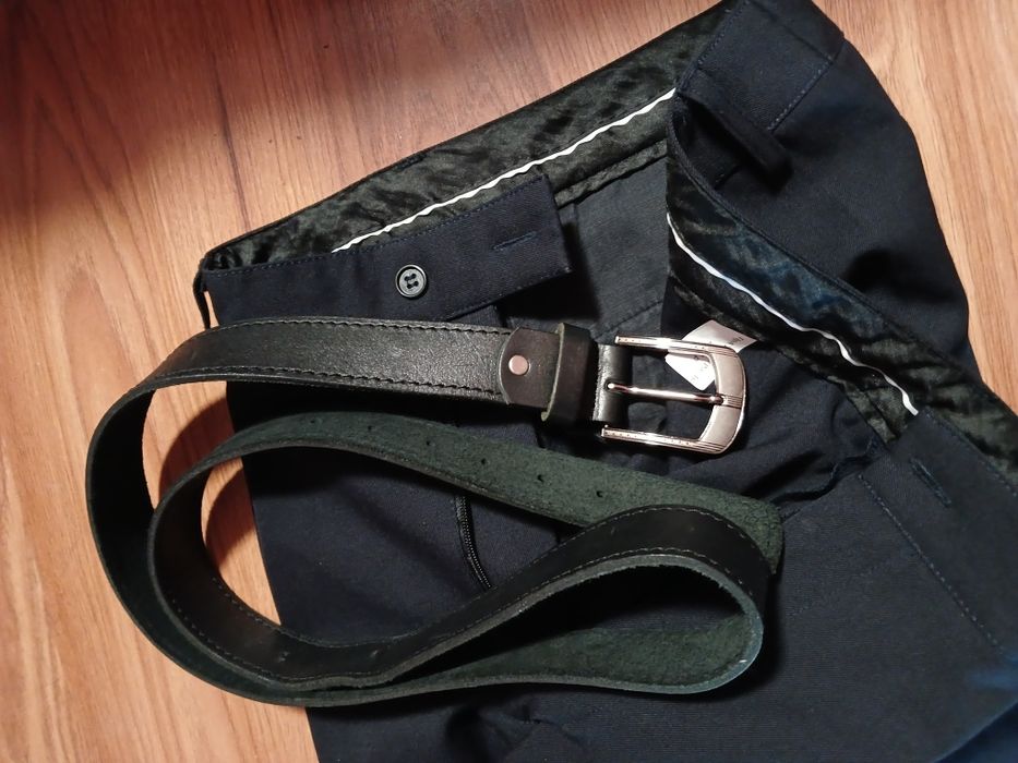 Костюм национальной полиции Китель, галстук, штаны, кожанный ремень