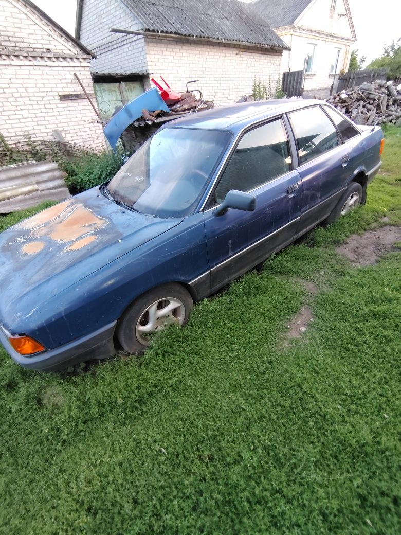Ауді 80 бензин ,з доками все добре .Продаю цілком як є