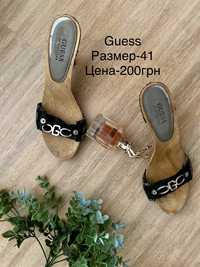 Босоножки шльопанцы guess