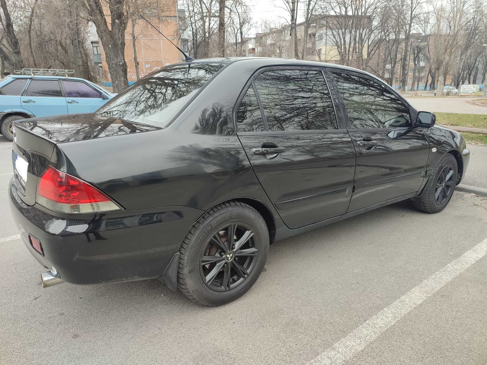 Продам MITSUBISHI LANCER 9 (1,6 gaz-benz) механика