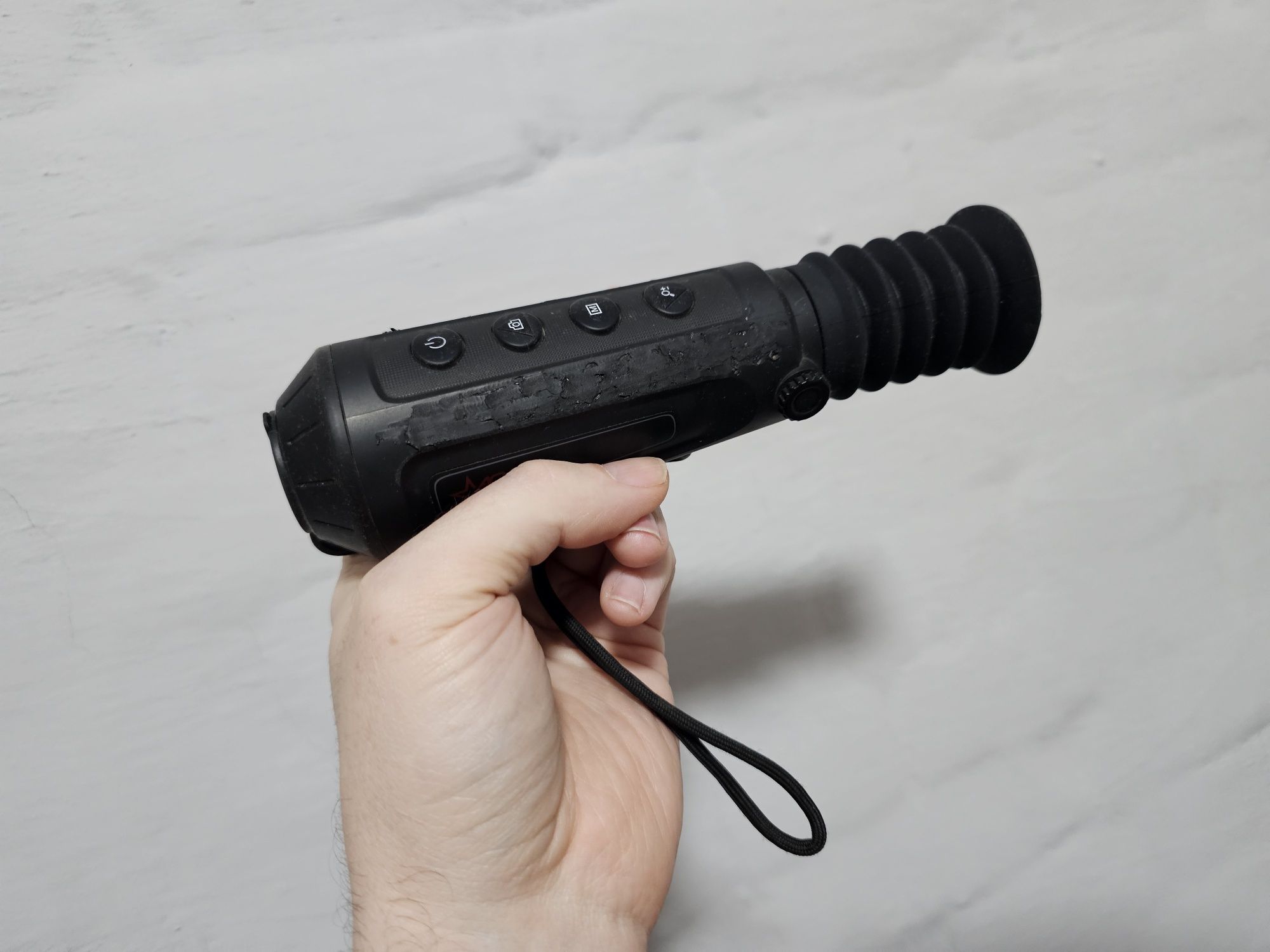 Тепловізійний монокуляр AGM Taipan TM10-256