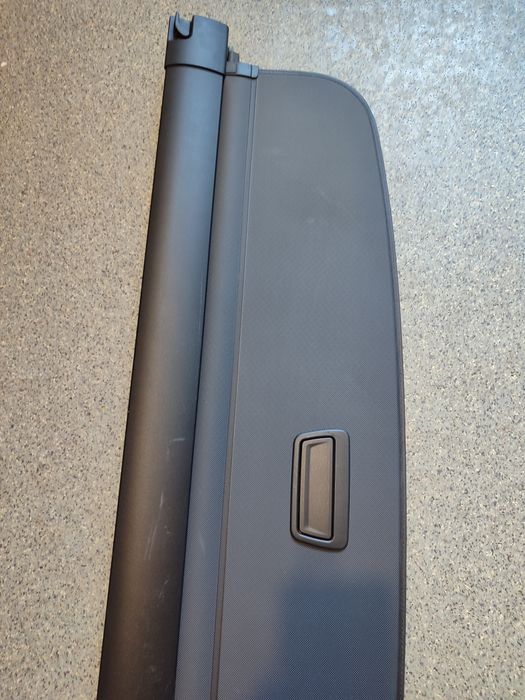 Шторка багажника Ауди Е Трон Audi E-Tron