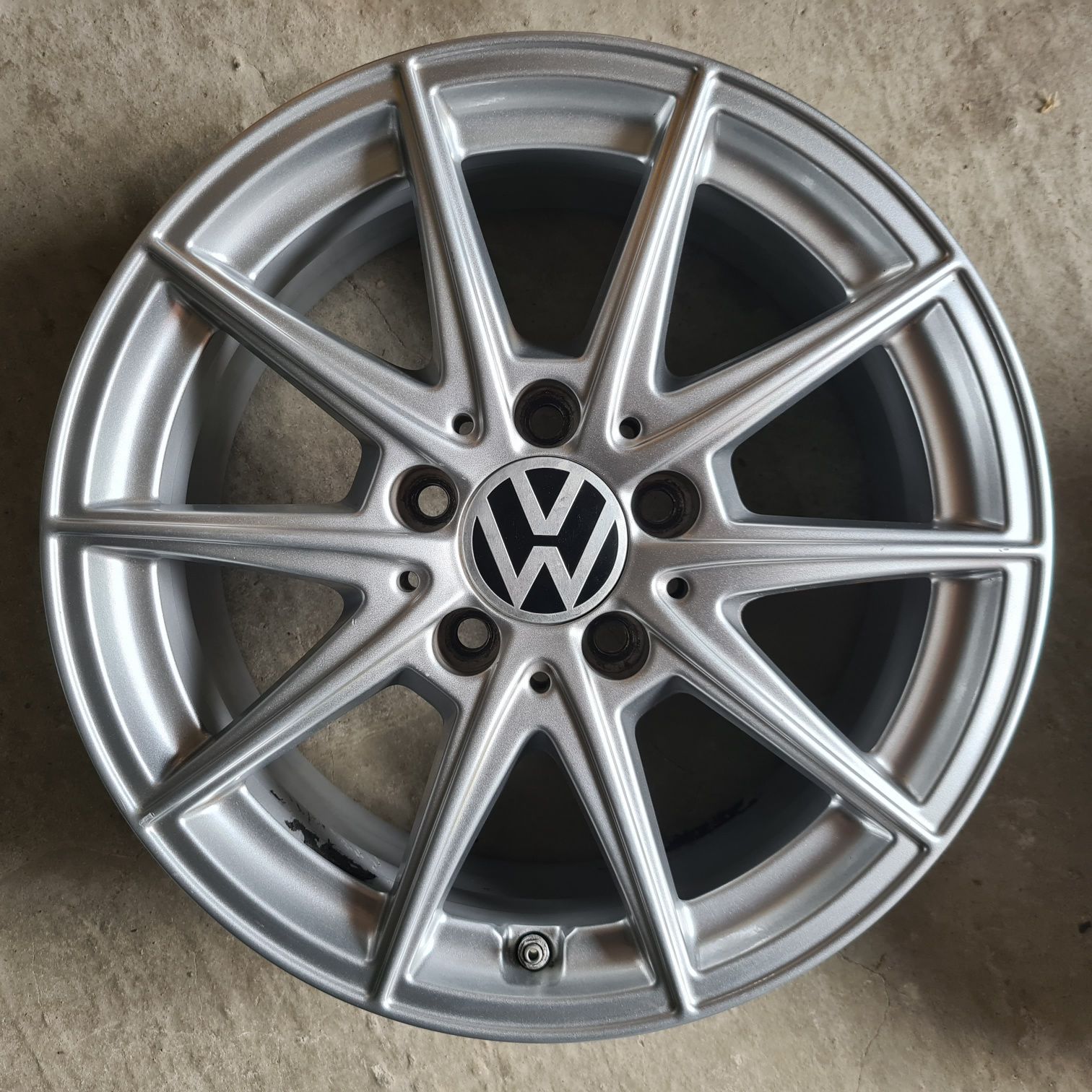 VW R16 5x112 Passat b7 b8 b6 Golf Jetta Touran Caddy Skoda A5 A7