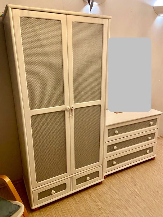 Zestawy mebli - szafa i komoda