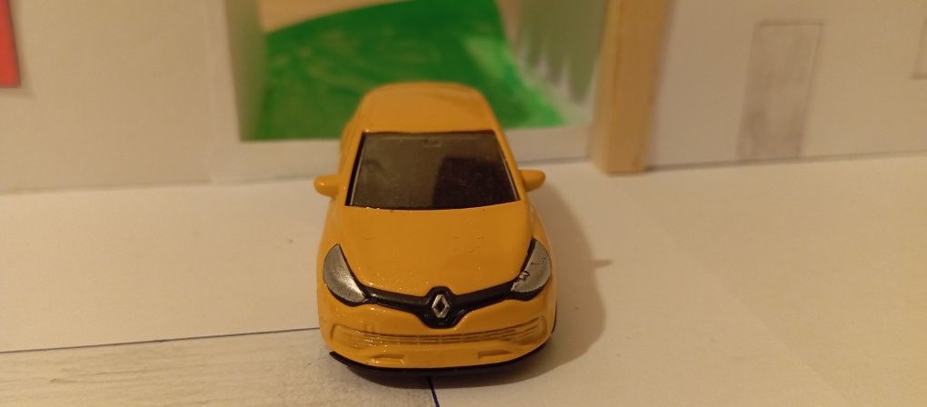 Renault Clio 4 zabawka