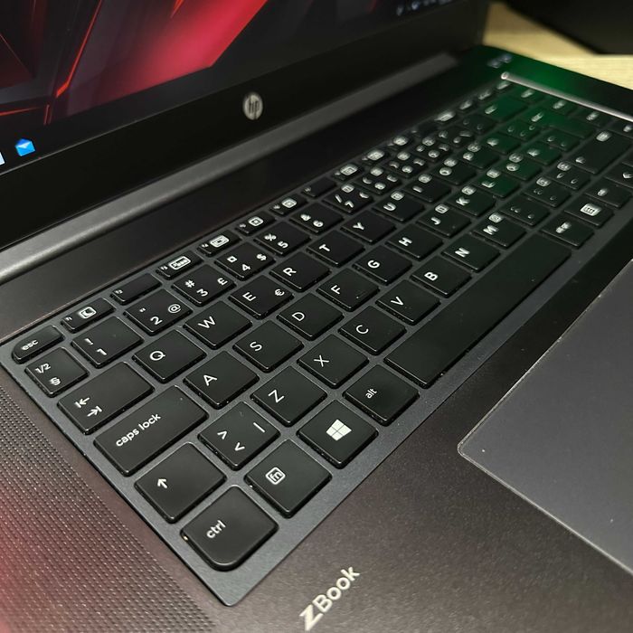 Ноутбук HP Book i7-6820HQ/16Gb/256SSD/Nvidia QuadroM1000M-4Gb ГАРАНТІЯ
