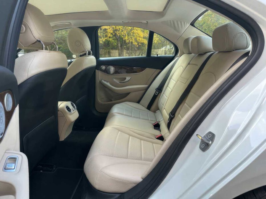 Mercedes-Benz C-Class C 300      2018