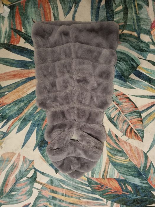 Kamizelka futerko z kapturem M