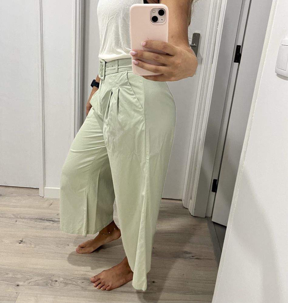 Cullotes verde pastel da Stradivarius