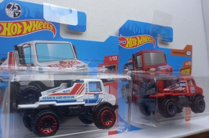 Conjunto 2 - mercedes-benz unimog 1300 Hot wheels