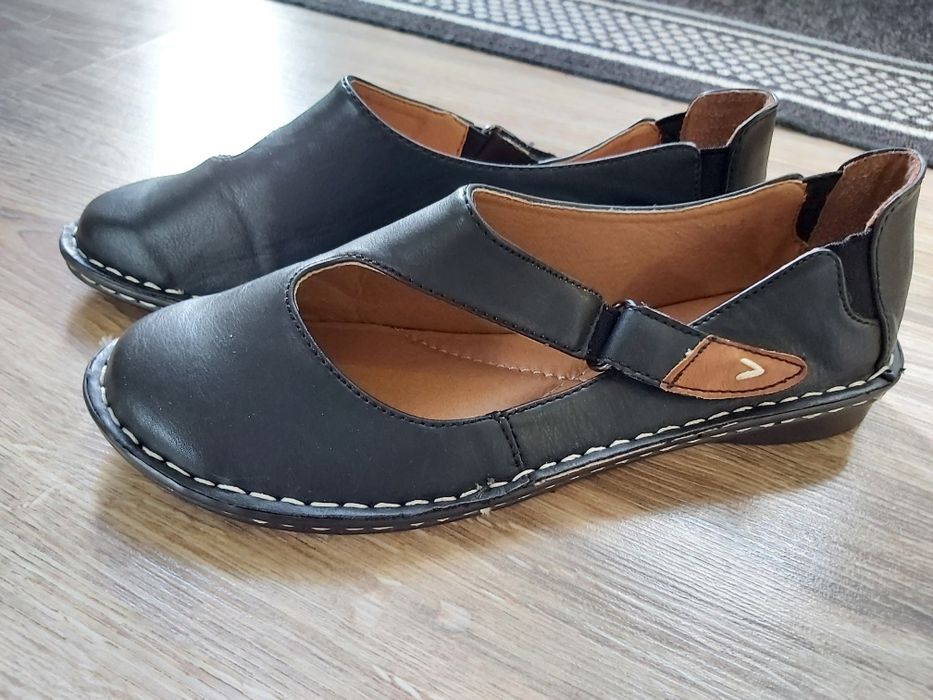 Nowe buty skórzane sandały,/półbuty 38
