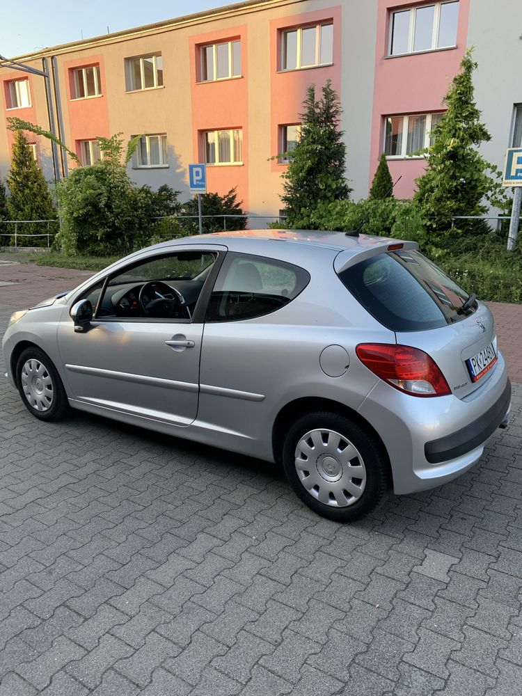 Peugeot 207 1.6hdi 2006r