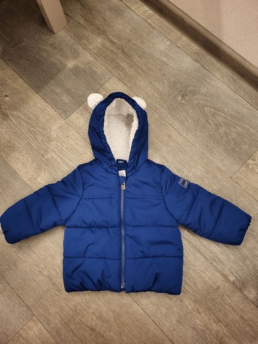 Продам детскую демисезонную куртку Gap