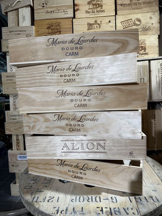 Caixas vinho / madeira vários tamanhos