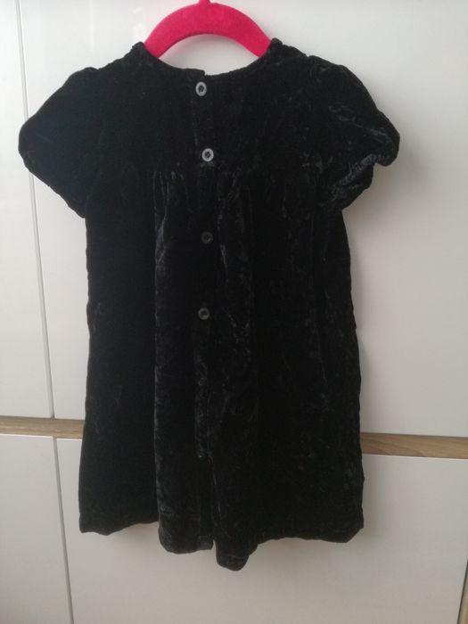 Elegancka welurowa sukienka roz 92