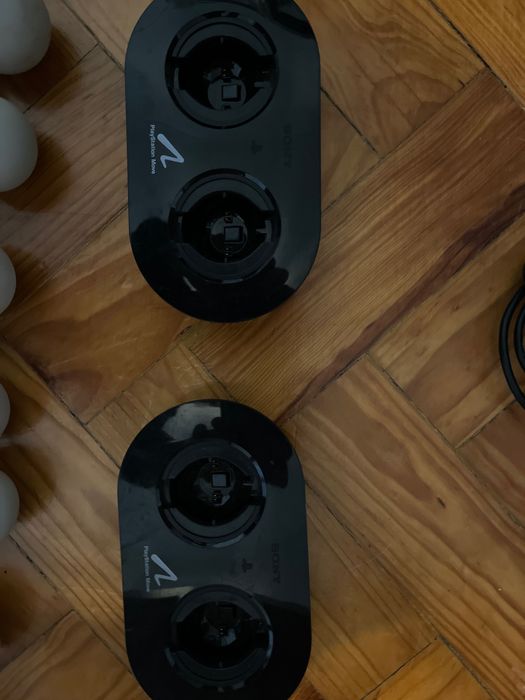 PS3 + 2 Comandos + 6 Comandos de movimento + Estação de carregamento