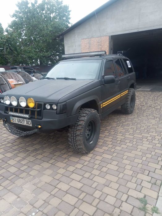 продам гранд чероки Jeep Grand Cherokee