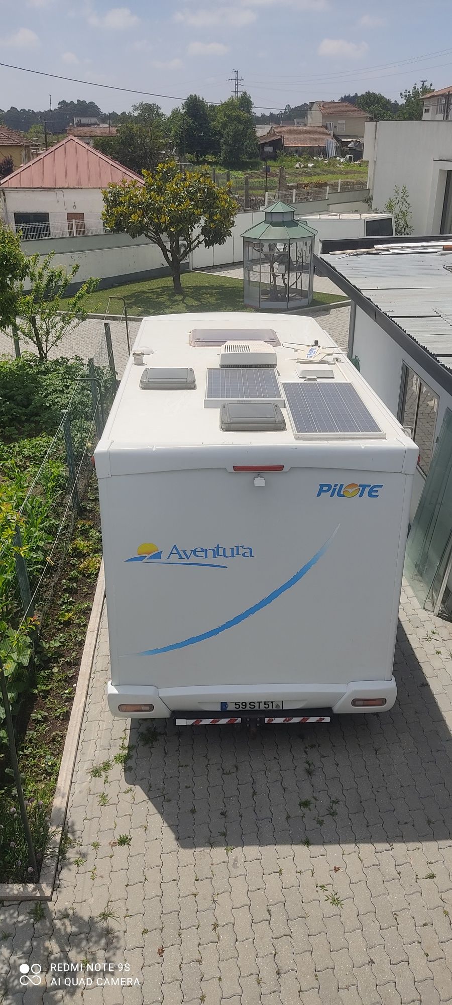 Auto caravana praticamente Nova aceito troca por caravana mais pequena