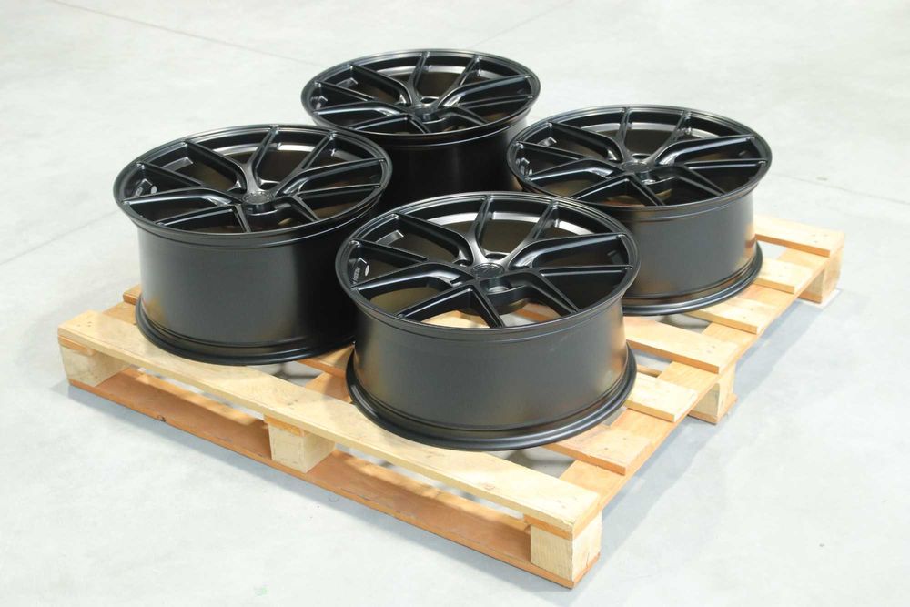 OUTLET! Felgi Japan Racing SL01 20x8,5 ET35 + 20x10 ET45 5x120 Black
