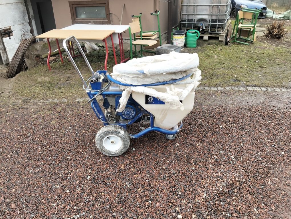 Sprzedam lub zamienię Agregat Graco APX 6200 plus gratisy