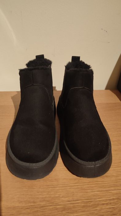 Botas pretas de inverno NOVAS