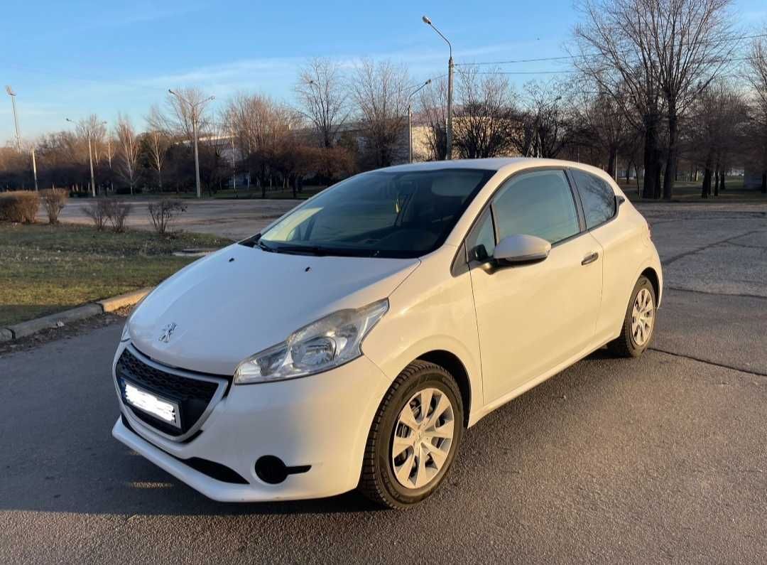 Peugeot 208 2013 р.