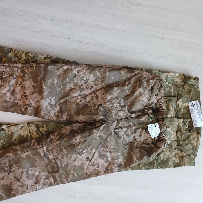 Штани теплі , зимові комуфляжні.