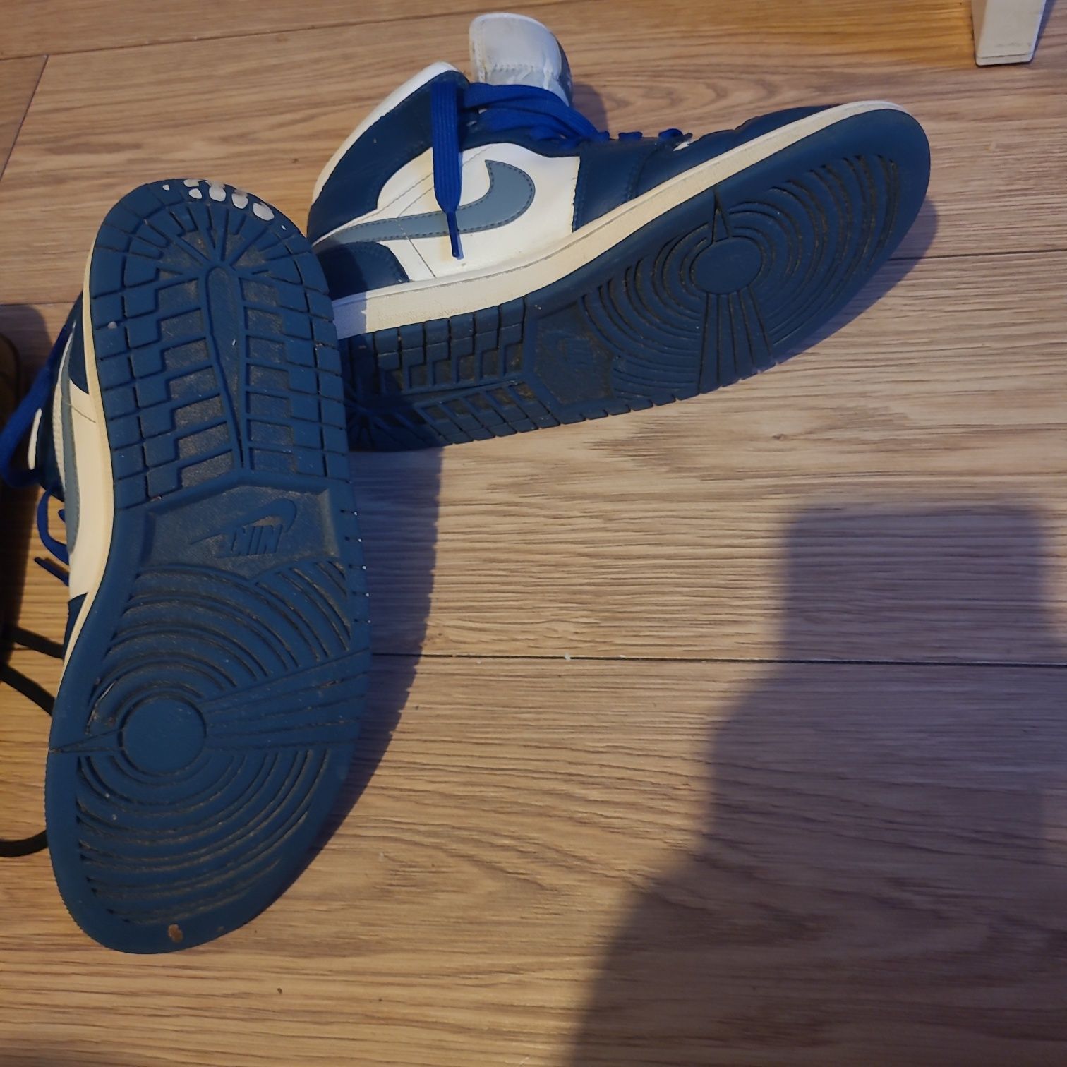 Buty dziecięce roz 40.