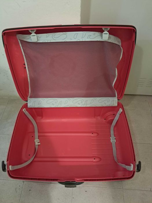 Mala de viagem Samsonite encarnada