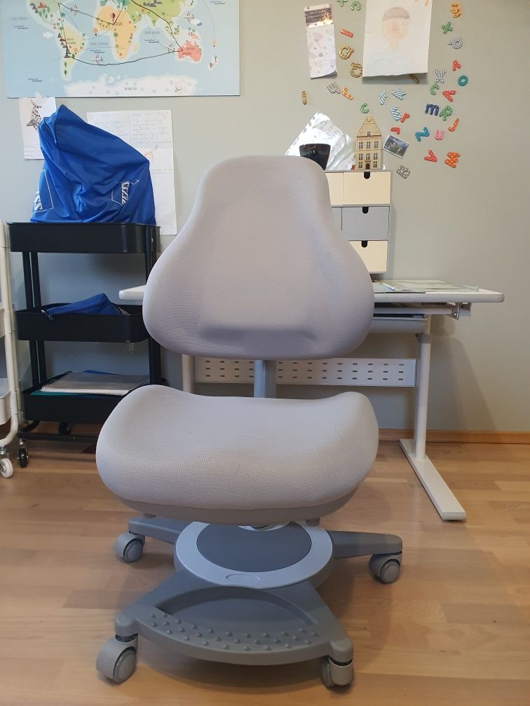 Krzesło ergonomiczne dziecięce - fotel biurowy dla dziecka