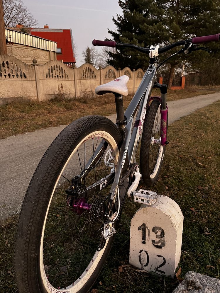Scoot voltage yz 01 LTD
