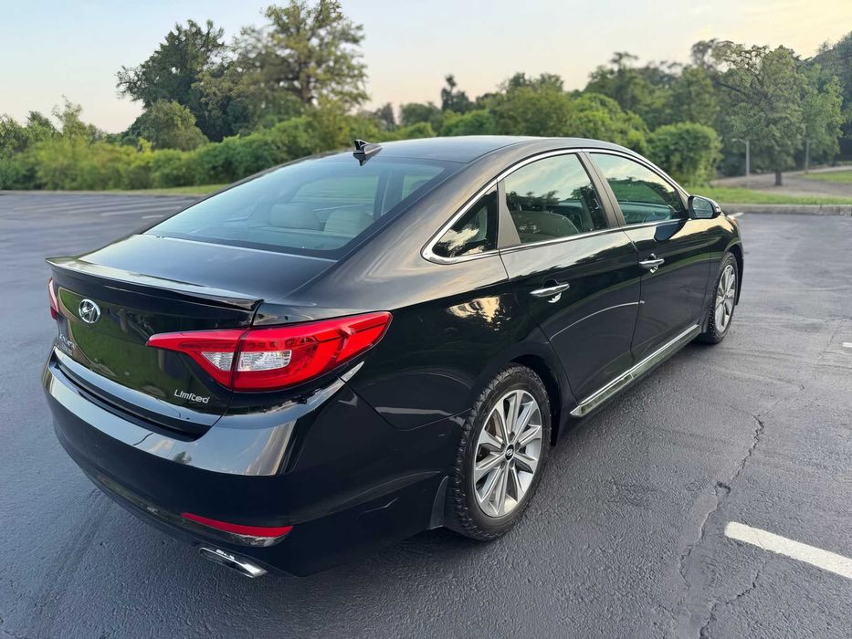 Hyundai Sonata      2017