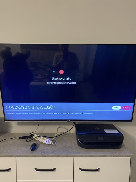 Telewizor LG 60 cali