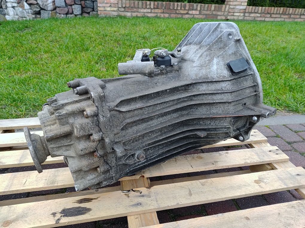 Skrzynia biegów IVECO 2.3  5S300  887.1859  5 biegów  1999 - 2006