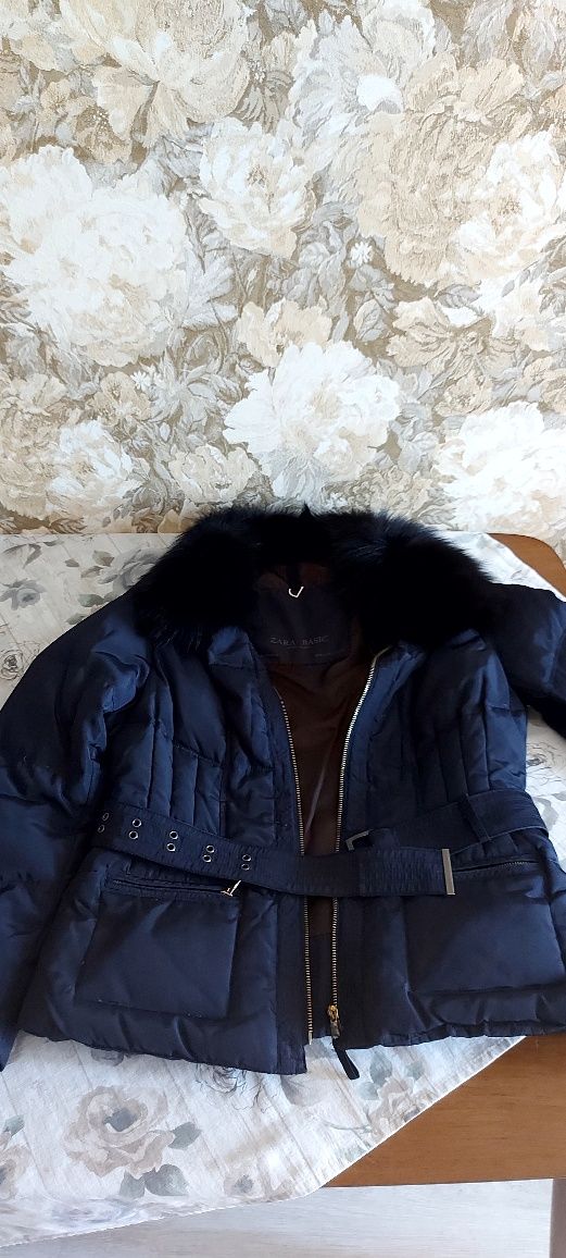 Продам жен. пуховик " Zara"