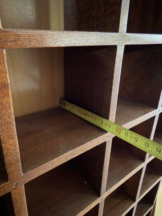 Expositor / estante de madeira