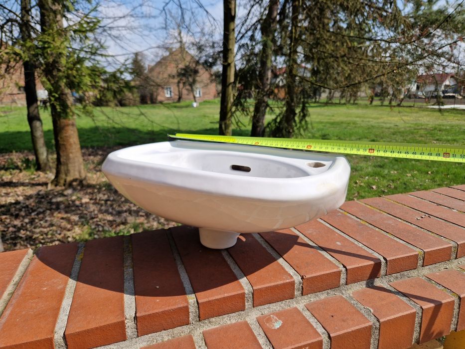 Mała umywalka w bdb stanie 38.5 x 25 cm